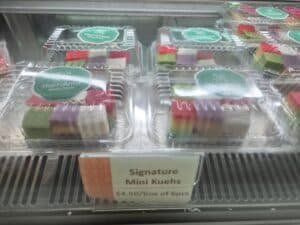 authentic high quality nyonya food and kueh