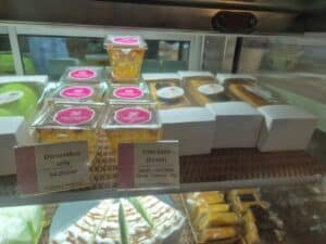 authentic high quality nyonya food and kueh