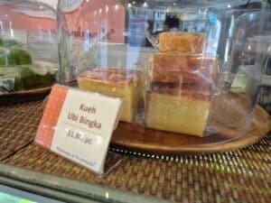 authentic high quality nyonya food and kueh